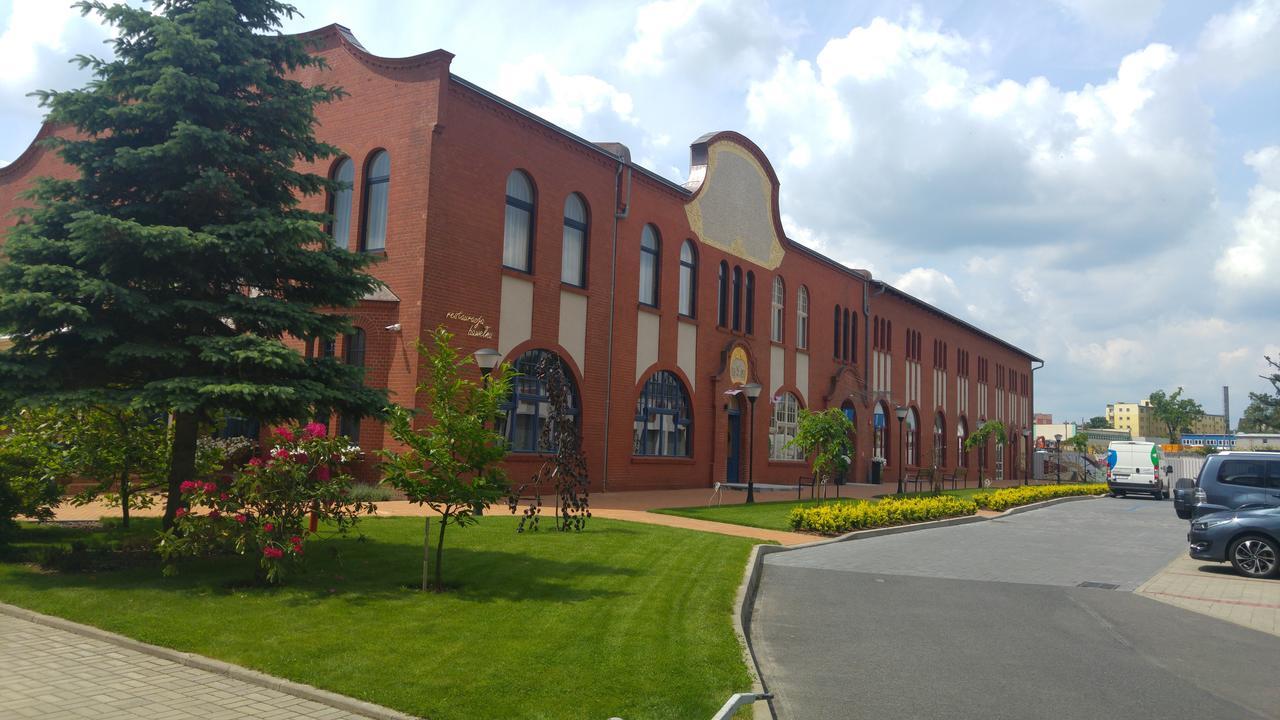 Glas-Hotel 4* Zary  Exterior photo